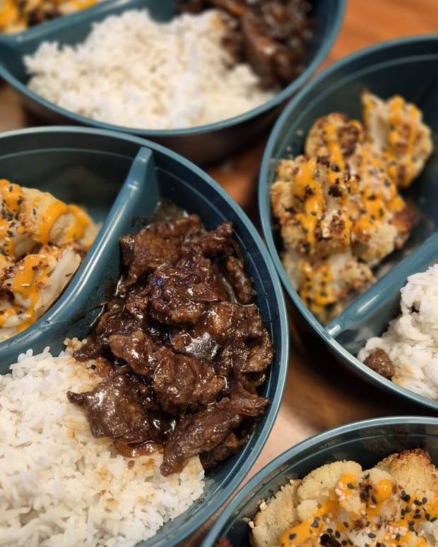 Mongolisches Rindfleisch mit Jasminreis und Harissa-Blumenkohl